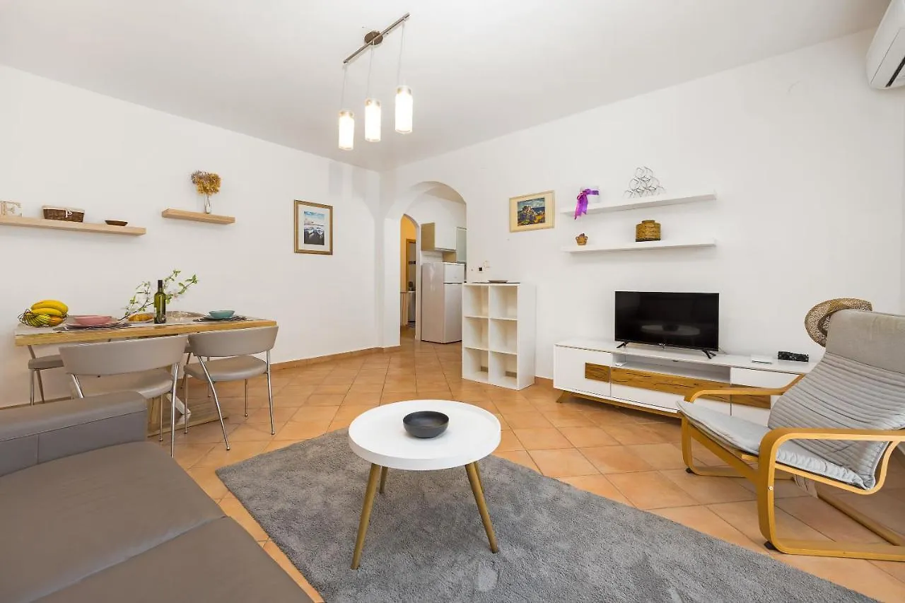 Apartmani Paliska Pula