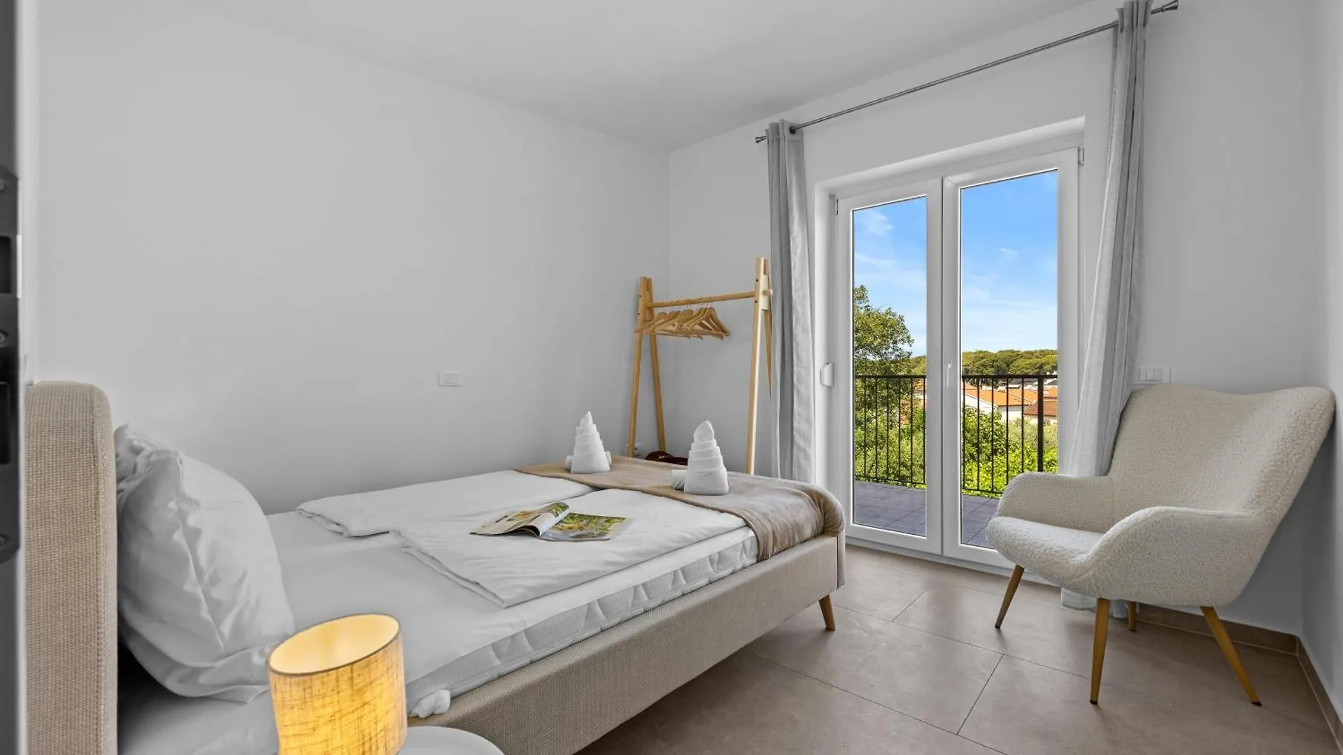 Apartmani Paliska Pula 0*,